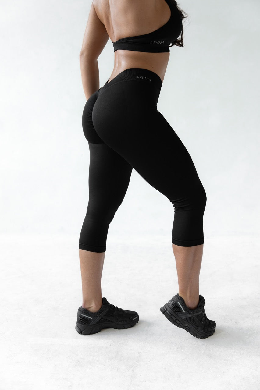 LILY SCULPT CAPRI