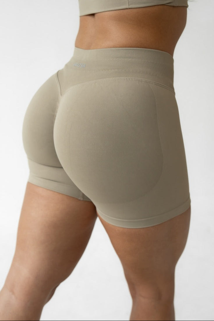 ARI CONTOUR SHORTS